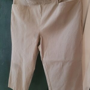 Ladies capri size large